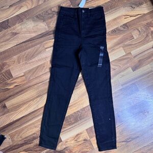 NWT American Eagle Outfitters Black Next Level Stretch Pants